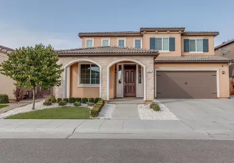 3461 Griffith Ave, Clovis, CA 93619 photo 1