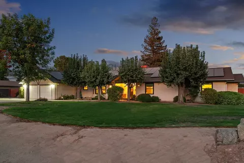 10837 Mountain View Dr, Madera, CA 93636 photo 1