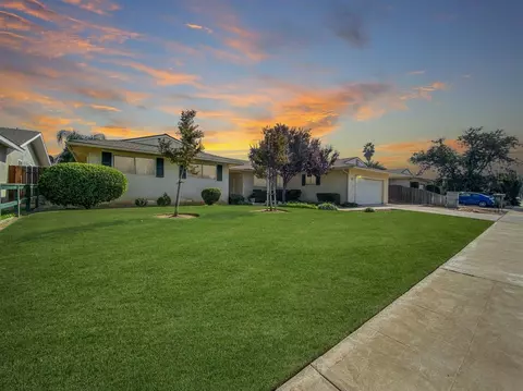 901 Stanford Ave, Clovis, CA 93611 photo 1