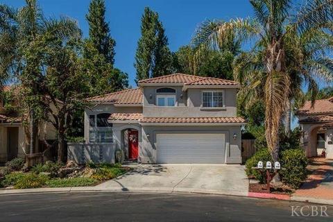 110 W Lake Dr, Lemoore, CA 93245 photo 1