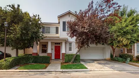 1740 N Aldaron Ln, Clovis, CA 93619 photo 1