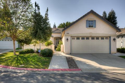 2264 Dawson Cove Ln, Clovis, CA 93611 photo 1