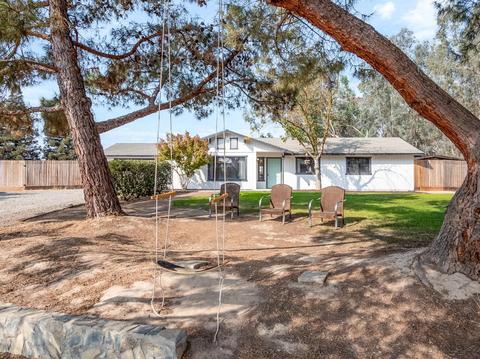 35457 John Albert Dr, Madera, CA 93636 photo 1