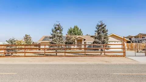 21143 Glen Oaks Rd, Madera, CA 93638 photo 1