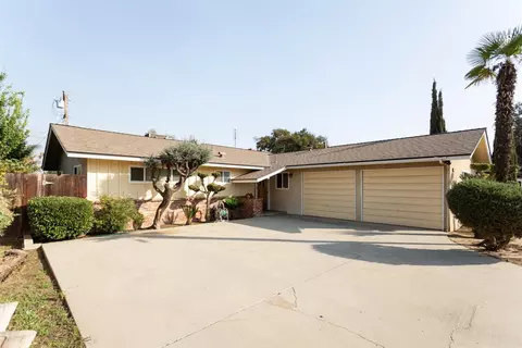 702 Fig Ave, Parlier, CA 93648 photo 1