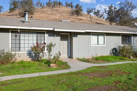 26158 Sales Creek Rd, Clovis, CA 93619 photo 1