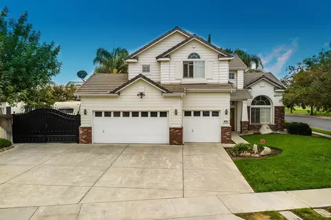 491 Avalon Dr, Lemoore, CA 93245 photo 1