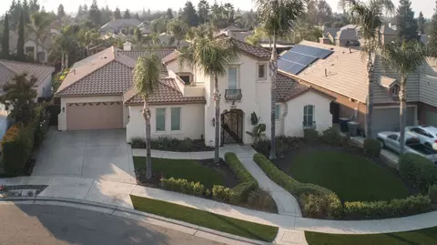 1452 N Harvard Ave, Clovis, CA 93619 photo 1