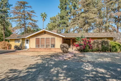 10815 E Bullard Ave, Clovis, CA 93619 photo 1
