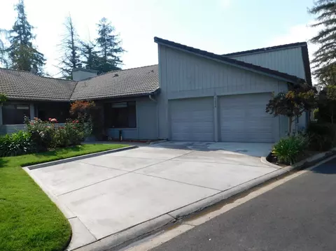 1634 Tollhouse Ln, Clovis, CA 93611 photo 1