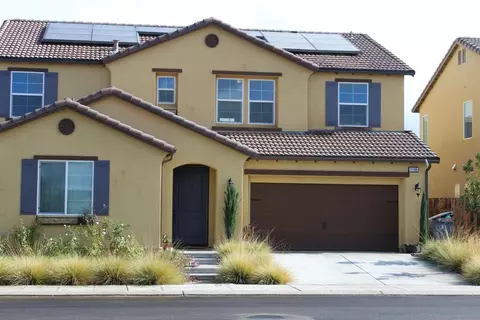 1105 Sanders Ave, Clovis, CA 93619 photo 1