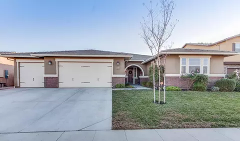 3046 Portals Ave, Clovis, CA 93619 photo 1
