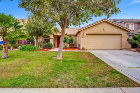 1119 Hazelnut Ln, Madera, CA 93637 photo 1