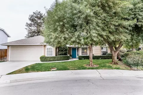 562 Koleen Ct, Kerman, CA 93630 photo 1