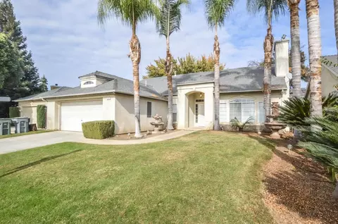 295 W Birch Ave, Clovis, CA 93611 photo 1