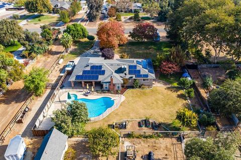 7693 N Highland Ave, Clovis, CA 93619 photo 1