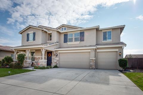 975 E Skylar Ave, Fowler, CA 93625 photo 1