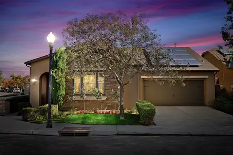 1599 N Dara Ave, Clovis, CA 93619 photo 1