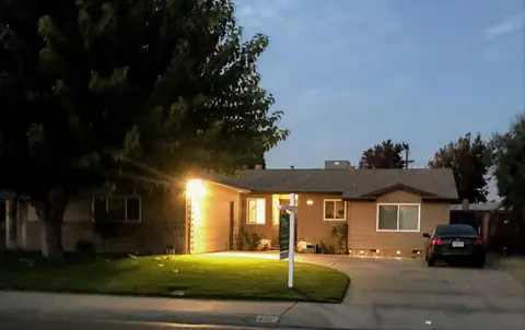 2701 N Harvard Ave, Clovis, CA 93612 photo 1