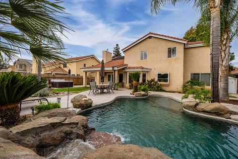 47 E Loop, Madera, CA 93637 photo 1