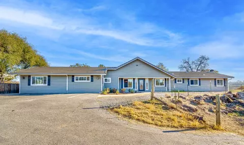 40662 Rancho Ramon Ct, Coarsegold, CA 93614 photo 1