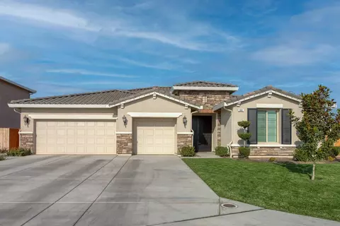 860 E Skylar Ave, Fowler, CA 93625 photo 1