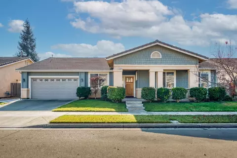2289 Early Ave, Reedley, CA 93654 photo 1