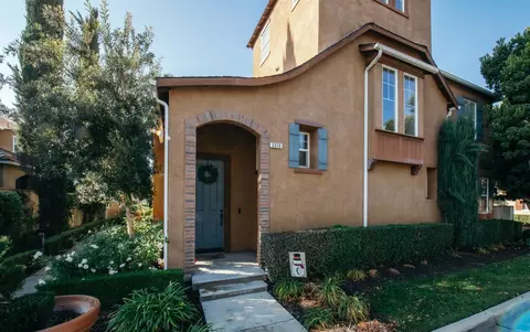 3816 Vermont Ln, Clovis, CA 93619 photo 1