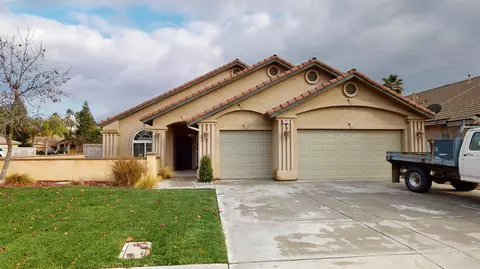 1481 Taylor Ln, Madera, CA 93637 photo 1
