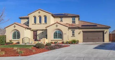 1283 N Kaweah Ave, Clovis, CA 93619 photo 1