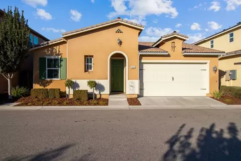 3501 Alcove Way, Clovis, CA 93619 photo 1
