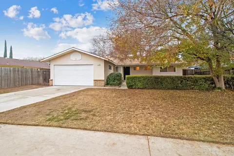 1512 Adler Dr, Clovis, CA 93612 photo 1