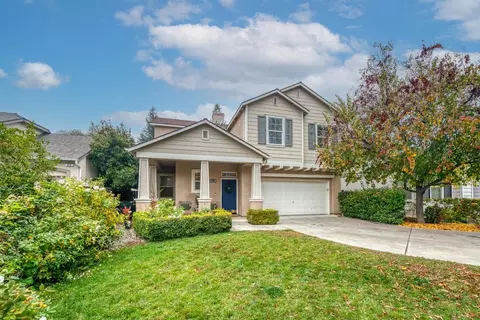 94 W Brittany Ln, Clovis, CA 93619 photo 1
