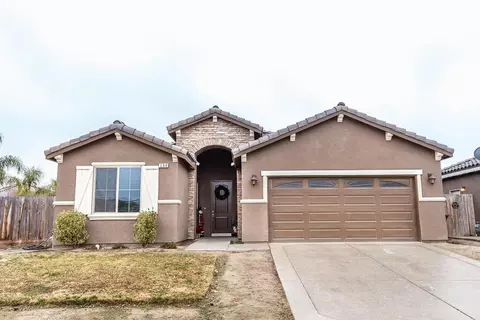 268 S Boyd Ave, Kerman, CA 93630 photo 1