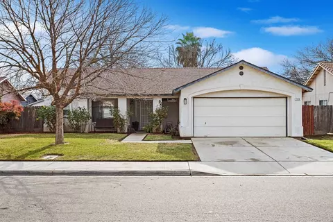 706 Merlot Ave, Madera, CA 93637 photo 1