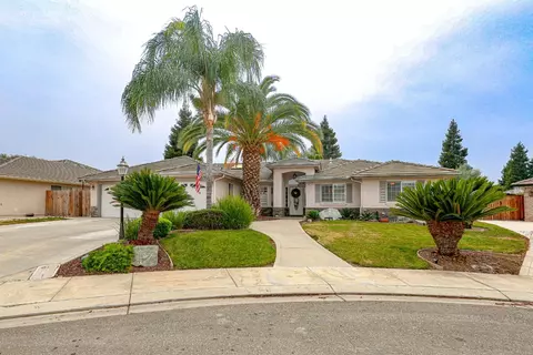 528 Hummingbird, Merced, CA 95340 photo 1