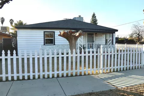 603 K St, Sanger, CA 93657 photo 1