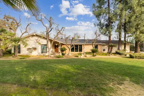 10201 Rolling Hills Dr, Madera, CA 93636 photo 1