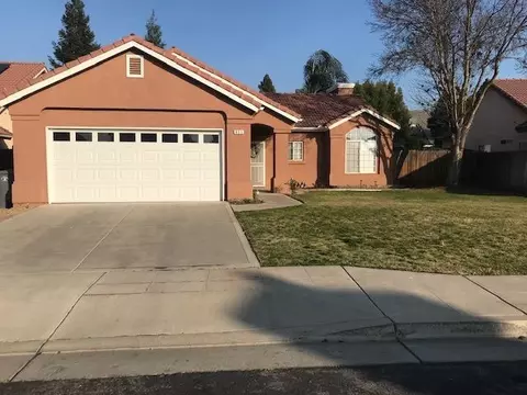 833 Applegate Ave, Clovis, CA 93611 photo 1