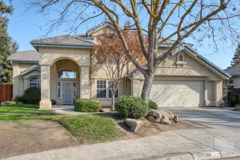 719 Pecan Ave, Clovis, CA 93611 photo 1