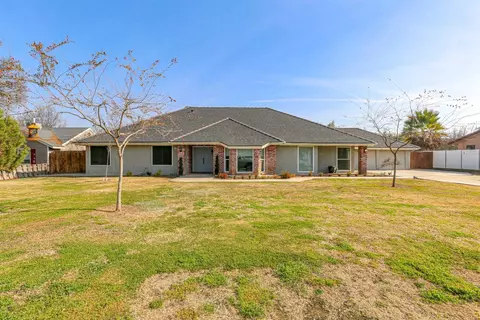 19309 Deane Dr, Madera, CA 93638 photo 1