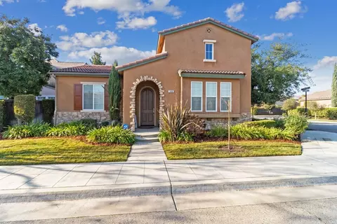 1668 N Dutch Ave, Clovis, CA 93619 photo 1