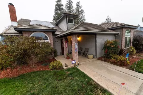 210 Hampton Ct, Exeter, CA 93221 photo 1