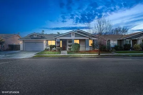 2423 Early Ave, Reedley, CA 93654 photo 1