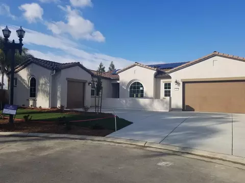 316 S Michelle, Kerman, CA 93630 photo 1