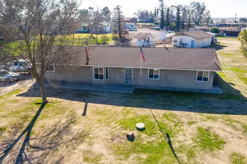 15834 Mark Rd, Madera, CA 93636 photo 1