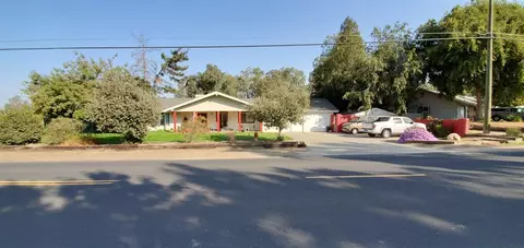 37167 Berkshire Dr, Madera, CA 93636 photo 1