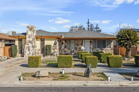 624 I St, Sanger, CA 93657 photo 1