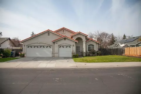 2648 Burgan Ave, Clovis, CA 93611 photo 1