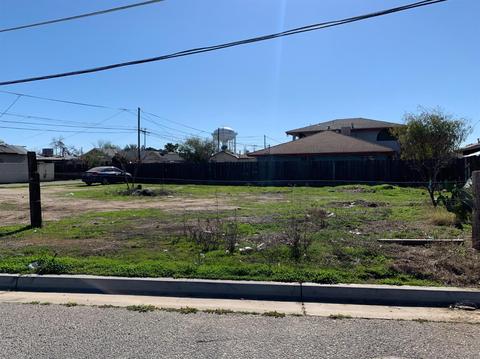 932 Torres Way, Madera, CA 93638 photo 1